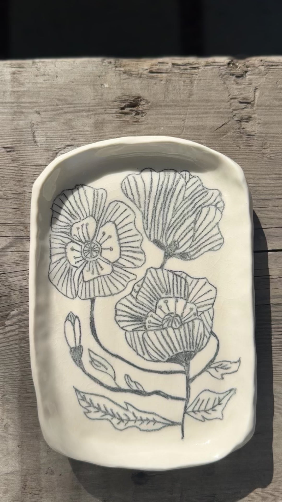 Hand drawn poppy ceramic tray